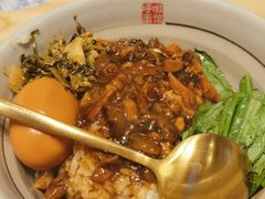 -呼啦面馆·头牌豌杂面(建新东路店)