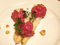香扒白芦笋-非常时髦餐厅VUE Restaurant(外滩茂悦大酒店)