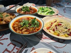 -耙吉吉川味小酒馆(本地人回头店)