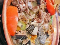 -阿婆情腊排骨火锅(金虹路店)