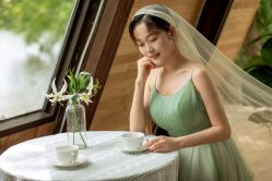 -雪中彩影婚纱摄影·微光艺术中心