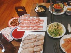 -沸炉重庆老火锅(军事博物馆店)