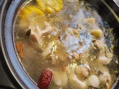 -野迹·石橄榄鸡·烧烤(新洲店)