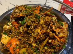 -凤凰路何眼镜香辣蟹(花果园店)