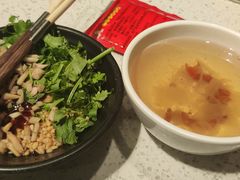 -钢管厂五区小郡肝串串香(蜀都万达店)
