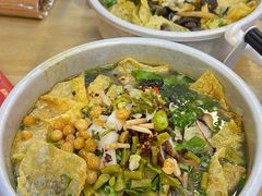 -丽丽三鲜螺蛳粉(田林路店)