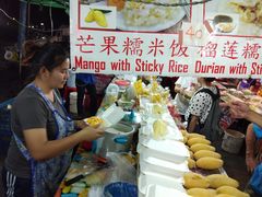 -芒果糯米饭摊子