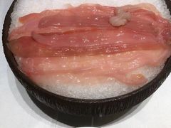 -红鼎豆捞·非遗鲍皇汤火锅(宝丰路店)