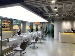 -变画·发型STUDIO