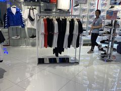 -fila(日月光中心广场店)