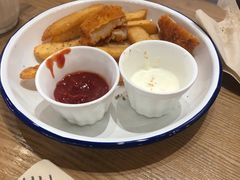 -HELLO 27 意面·沙拉·帕尼尼