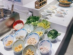 自助取餐区-瑞伯克牛排自助餐厅天一广场店