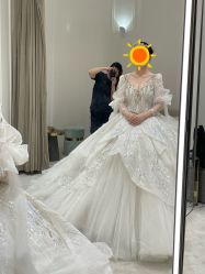 点击看大图 -Renee芮亦婚纱