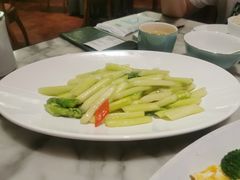 清炒芦笋-蝶园·装修中(BFC外滩金融中心店)