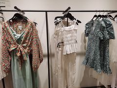 -URBAN REVIVO(西安Momopark店)