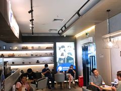 大堂-瑞幸咖啡(Lab·华强电子世界店)