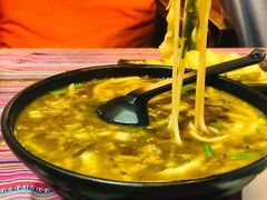 小锅米线-香巴拉云南餐厅(华莱坞店)