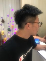 -苑苑发型设计