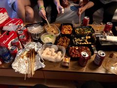 -喜鹊愉家酒店(郑州曼哈顿博览中心地铁站店)