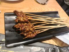 小味一把牛-喝丢一只鞋海鲜烧烤·海肠捞饭(市场店)