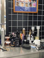 -Devilhands Barbershop男士理容店