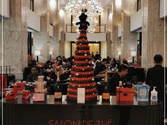 -Salon de The de Joel Robuchon(外滩18号店)