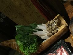 -老牌坊云南鱼豆花火锅(嵩山店)
