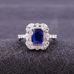 -威德钻石-克拉钻大本营(南京东路店)