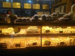 面包甜点陈列柜-周记传统糕点PASTRY(蜀汉路店)