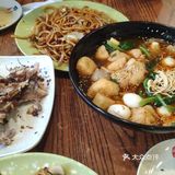 一碗老式麻辣烫，两份炒面