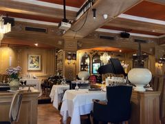 -火车头法国西餐厅