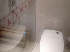 -兴芮温泉度假区