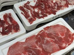 -来龍儿鲜切牛肉自助老火锅