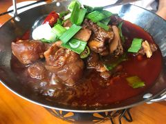 -临江餐馆二楼美食部落