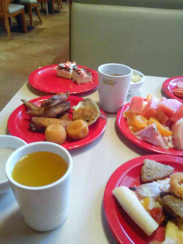 好伦哥(怀柔店)-"特别不好,东西特别少,下次再也不会来这了.