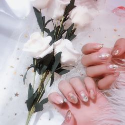 -米小兔美甲美睫