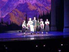 -交通银行前滩31演艺中心