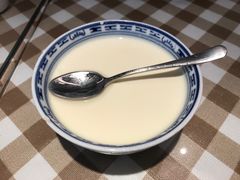 -新大咀港式茶餐厅(宝山万达店)