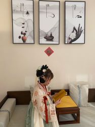 -一揽芳华汉服旗袍体验馆(拙政园店)