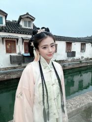 -一揽芳华汉服旗袍体验馆(拙政园店)