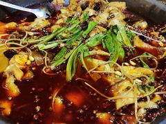 麻辣石锅鱼-都江堰石锅鱼