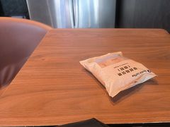 -瑞幸咖啡(皇岗村广场中庭店)