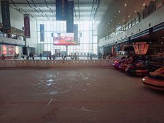 -冰纷万象滑冰场(赣州华润万象城店)