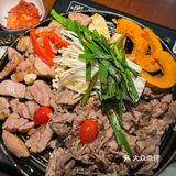 六点坐满人,一半香港人!