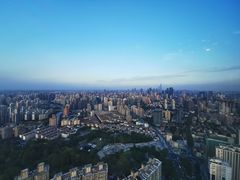 -上海龙之梦万丽酒店