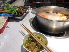 -让签签飞小郡肝串串香(春熙路形象店)