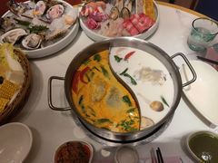 -樾餐厅泰式海鲜火锅(民歌湖店)