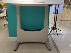 -康朴乐儿童学习桌椅(蓝色港湾店)