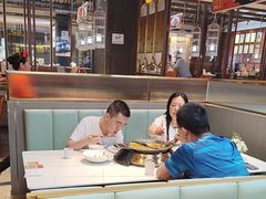 -阿瓦山寨·湘菜现炒·剁椒鱼头王(咸阳总店)