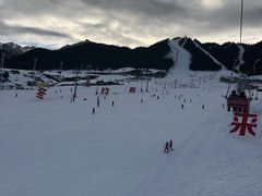 -丝绸之路山地度假区滑雪场